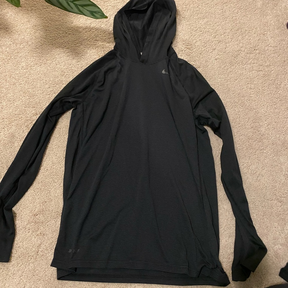 Nike drifit hoodie- black